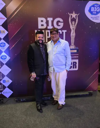 Gutwillen founder Anil Bhardwaj with Khurafati Nitin at 92.7 BIG FM BIG Impact Awards 2026, Delhi NCR.